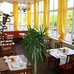 Hotel Weisse Düne 3*