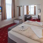 Weisse Düne Hotel 3*