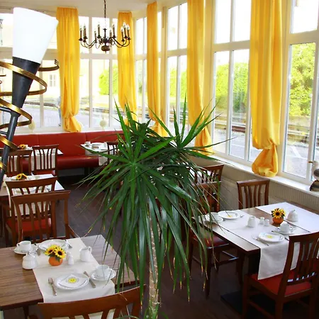 فندق Weisse Duene 3*