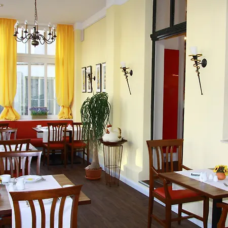 Hotel Weisse Duene 3*