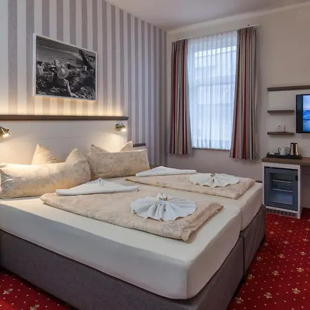 Hotel Weisse Duene 3*